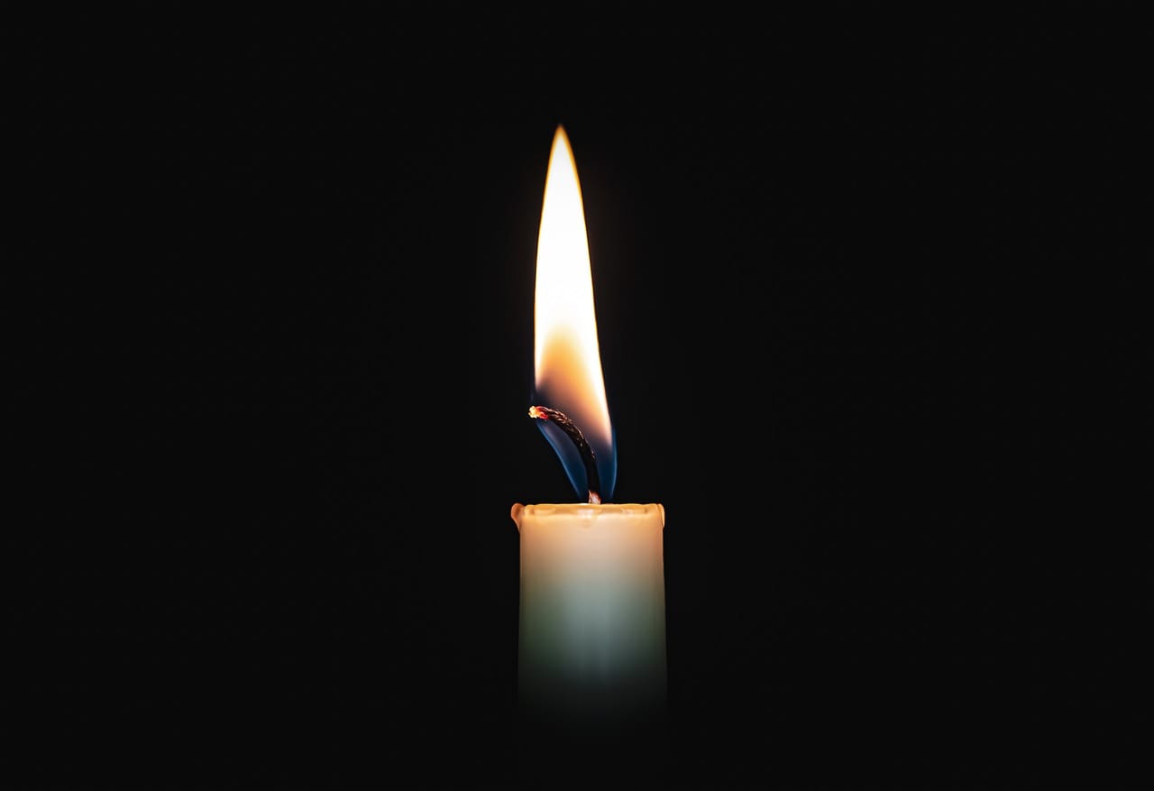 Почина голямо име в българския спорт 3 candle 6774347 1280