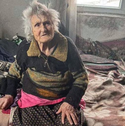 99-годишна баба Райна ближе захар, защото няма какво да яде: Искам по-бързо да умра, та да приключат мъките ми 10 505361043 701318869310681 5212541025152478583 n